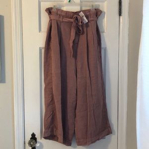 American Eagle Mauve Flowy Pants